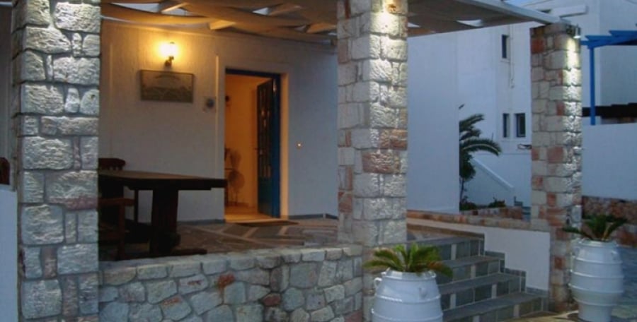 Miland Suites, Milos